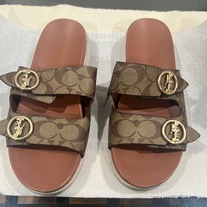 Coach Gable Signature Sandal Khaki Saddle Women's Size 39